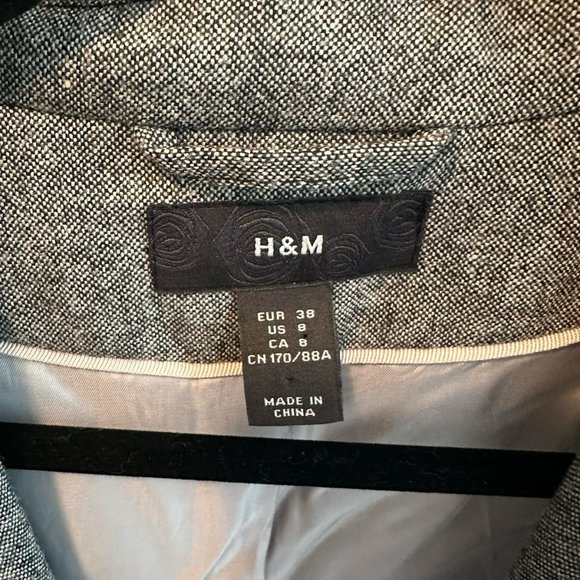 Grey Blazer - Picture 2 of 3